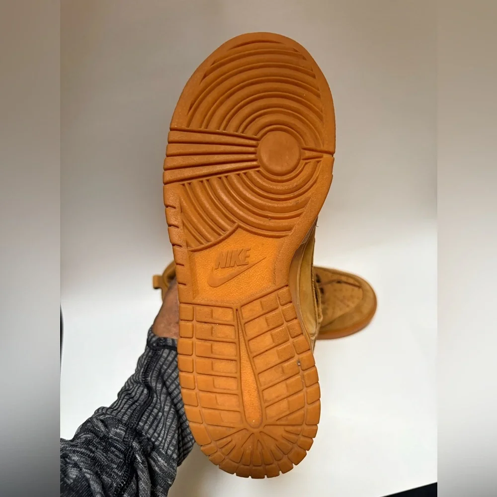 Nike | Dunk High Premium GS Sneakers 886070-200 - Youth 6.5Y Flax - Picture 8 of 10
